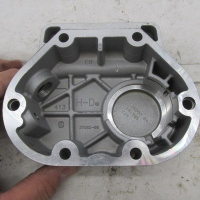Harley Davidson OEM 5 Speed Transmission Side Cover Clutch Release 370