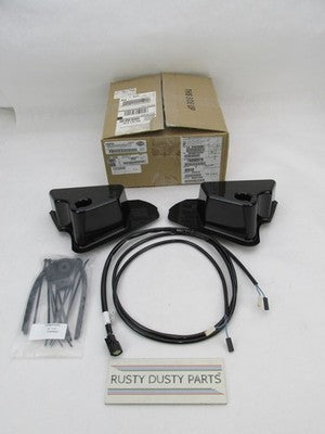 Harley Davidson Genuine NOS Pair Air Cooled Lower Speaker Fairing Kit