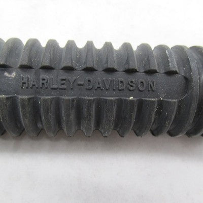 1 Pair Harley Davidson OEM Ribbed Rubber Male Mount Footpeg 33048-72