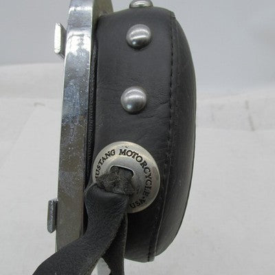 Harley Davidson OEM Sissy Bar Upright w/ Mustang Studded Pad Cushion 5