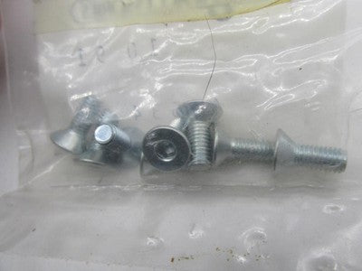 Lot of 8 Harley Davidson Genuine NOS Genuine OEM Screws 42534-82