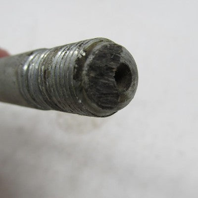 Harley Davidson OEM ¾ Front Axle 11 Sportster XL 883 1200 88-05 DYNA