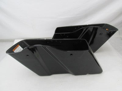 Pair of Harley Davidson Genuine Saddlebags Vivid Black Lowers with No