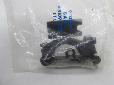 Harley-Davidson Genuine NOS FXR Dyna Convertible Windshield Mounts 581