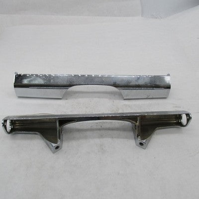 Harley Davidson OEM Chrome Rear Turn Signal Light Bar Mount Bracket 68
