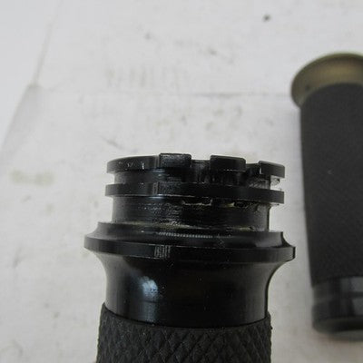 Pair of Rubber Knuckled 1" Hand Grips Aftermarket Harley Sportster Mis