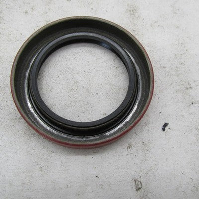 Federal Mogul OEM NOS Oil Seal Grease Replacement 1.5V2.125X.312 47322