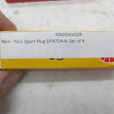 Lot of 8 NGK NEW DPR7EA-9 Standard Resistor Spark Plugs 5129