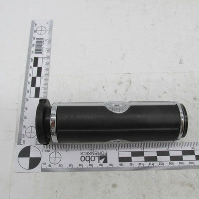 Pair of Harley OEM Willie G Skull Dual Throttle Handlebar Grips *1 Mis