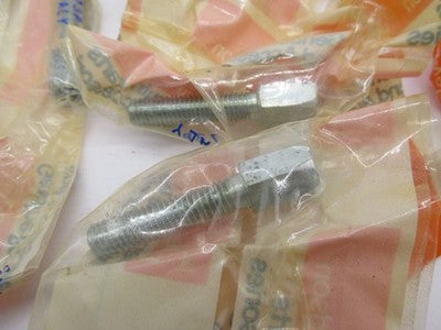 Lot of 7 Harley Davidson Genuine NOS Aermacchi Adjusting Screws 42431-