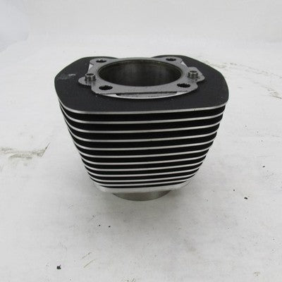 Pair of Harley OEM Stock 99-06 Twin Cam 88 Cylinder Jugs & STD Pistons