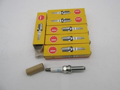 Lot of 6 NGK NOS Spark Plugs 93444 LMAR8D-J