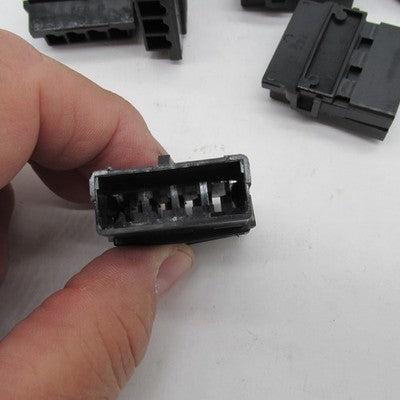 Lot of 7 Harley-Davidson OEM NOS 4-Position Male Connector 72205-94