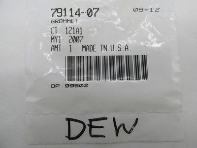 Harley-Davidson Genuine NOS Black Grommet 79114-07