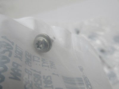 LOT of 13 Harley-Davidson OEM NOS 8-32 x 1/2" Torx Pan Head Sems Screw