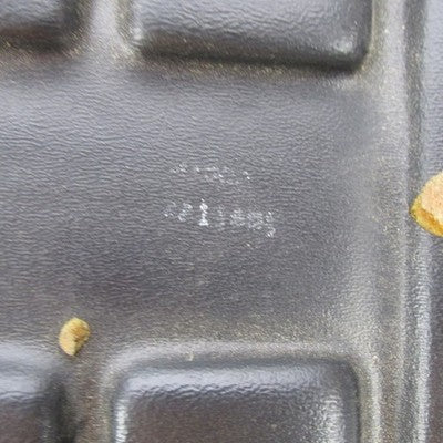 Harley Davidson OEM 01-03 Dyna Wide Glide 2-Up Seat 52166-01