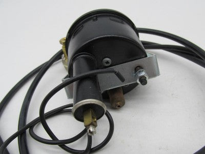 L.P Williams 2.25" Oil Pressure Gauge & Line