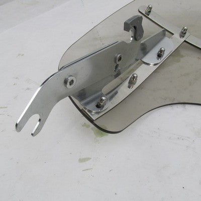 Memphis Shades Fats Windshield Quick Release 22x20 Harley Softail 05-1