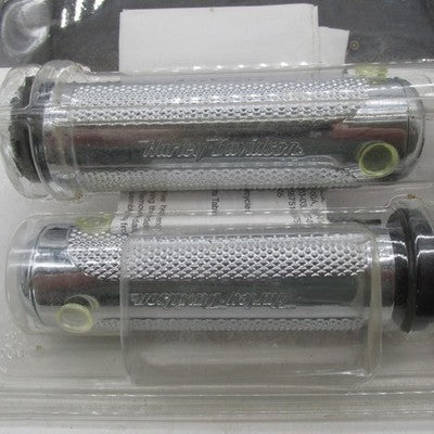 Genuine Harley-Davidson OEM NOS Chrome Knurled Hand Grips Multi-Fit 56