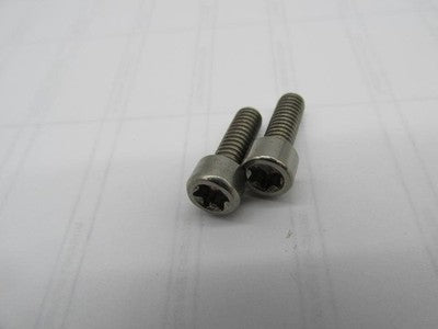 Lot of 2 Harley Davidson Genuine NOS 8-32 x 1/2" Torx Cap Head Screws