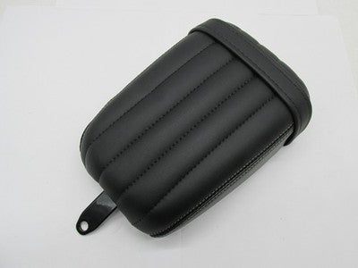 Harley-Davidson OEM NOS Tuck & Roll Rear Passenger Pillion Seat, Blac
