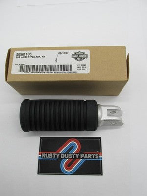 Harley-Davidson OEM NOS 18-Up Softail Right Rider Footpeg Assembly 505