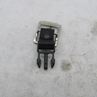 Harley-Davidson OEM Male Quick-Release Saddlebag Buckle 88305-07