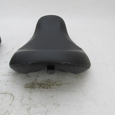 Harley OEM Solo Seat w/ Passenger Seat Pillion 10-17 Dyna 51503-10 515