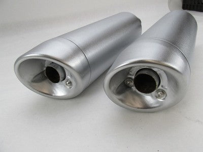 Pair of Harley-Davidson Genuine Stock Fat Bob Exhaust Mufflers 6490072