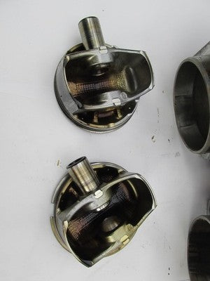 Harley Davidson Genuine OEM Pair of M8 Cylinders & Pistons 16800080 16