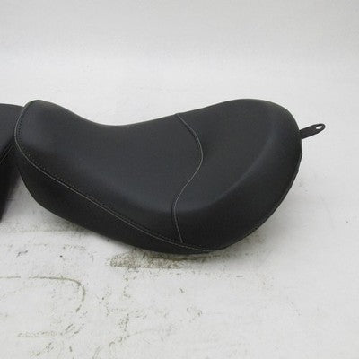 Harley OEM Solo Seat w/ Passenger Seat Pillion 10-17 Dyna 51503-10 515