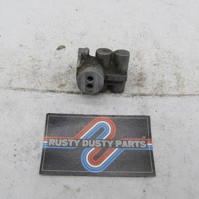 Harley Davidson OEM VTG Manual Fuel Petcock Shut-off Valve Core Body 6
