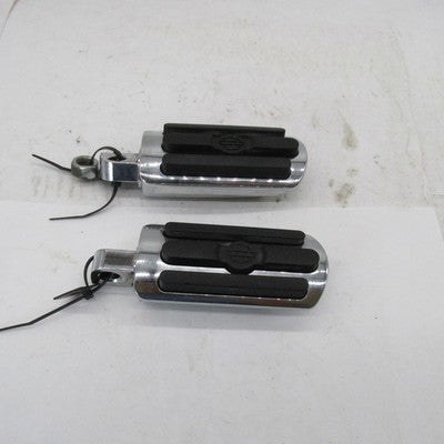 Pair of Harley Davidson Genuine Rubber Ribbed Footpegs Foot Rests 5050