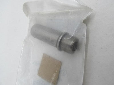 Harley-Davidson Genuine NOS Valve Guide 18104-81A