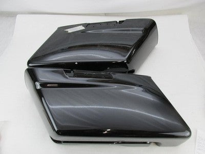 Pair of Harley Davidson Genuine Saddlebags Vivid Black Lowers with No