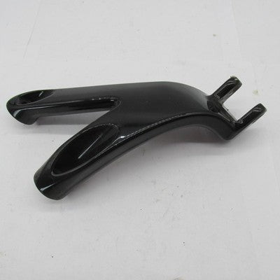 Harley-Davidson OEM Fat Bob Front Right Rider Footpeg Mount Bracket 50