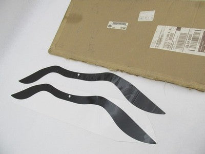 (1) Single Harley Davidson Genuine NOS Windshield Decal 14629-98A
