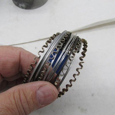 Vtg Pair of Harley OEM 3-3/16" Bore 1000cc Piston Set w/Rings Sportste