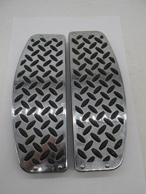Pair of Harley Genuine Diamond Plate Pattern Rider Floorboard Pads Ins
