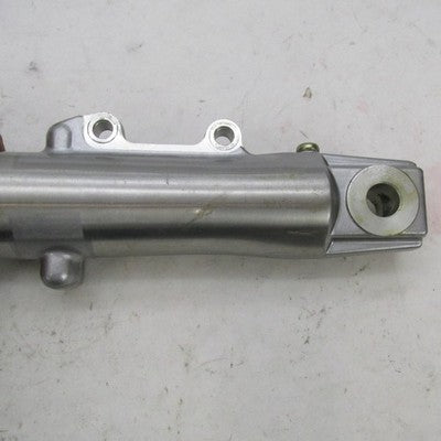 Harley OEM Front Lower Fork Sliders 2000-2013 FLHT Touring 46497-02A 4