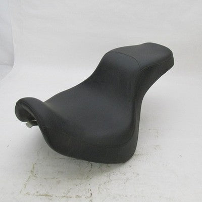 Harley OEM 00-07 Softail Deuce FXSTD 2-Up Gunfighter Seat 91765-00 918
