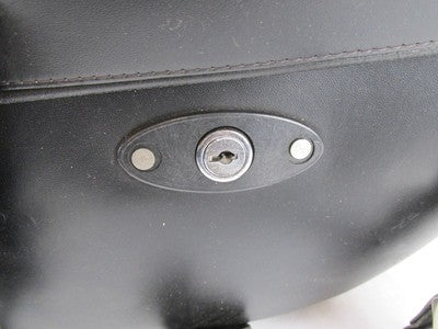 The Leatherworks Black Right Side Harley Davidson Saddlebag wihtout Ke