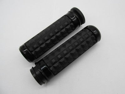 Harley Genuine OEM NOS Dominion Hand Grips, Gloss Black 56100231