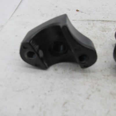 (1) Single Harley Genuine Right Side Handlebar Riser Tail Black 56117-