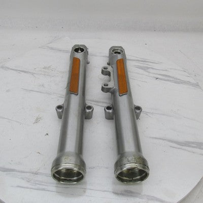 Harley Davidson Showa OEM Pair of Front Fork Slider 45947-04 (R) 45948