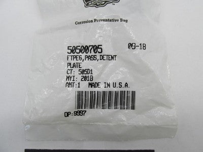 Harley-Davidson Genuine OEM NOS Passenger Footpeg Detent Plate 5050070