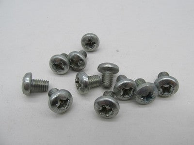 Lot of 11 Harley-Davidson Genuine NOS Pozidriv Pan Head Screws 2597