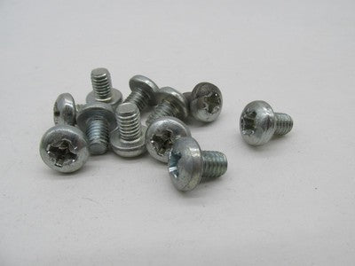 Lot of 11 Harley-Davidson Genuine NOS Pozidriv Pan Head Screws 2597