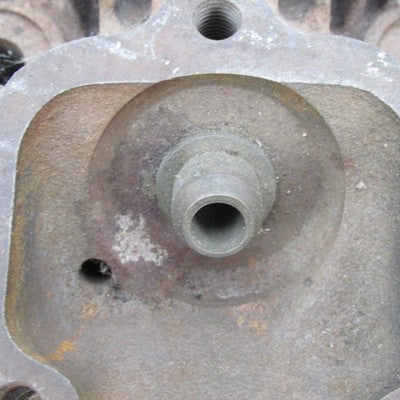 Harley Davidson OEM Ironhead Sportster Front Cylinder Head 16682-71
