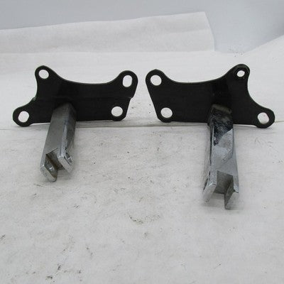 Harley OEM Lft+Right Peg Mounting Kit w/ Peg Support Brackets 49019-95